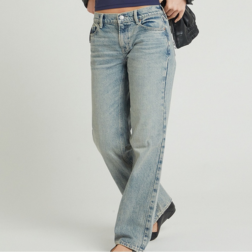 PacSun Jordyn Low Rise Straight Leg Jeans Medium Indigo